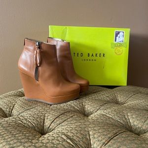 Ted Baker Tan wedge/platform bootie. Size 6